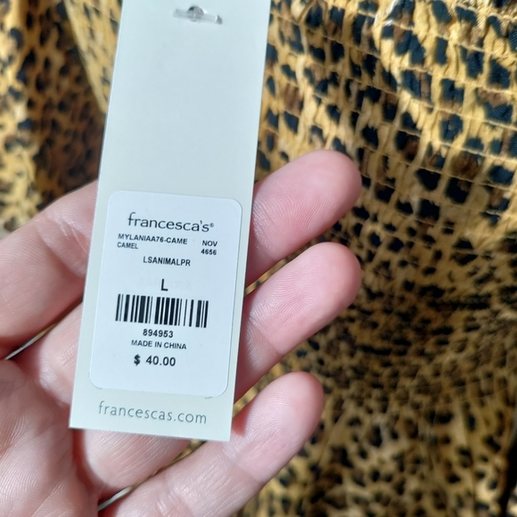 Mi Ami animal print balloon sleeve top size large NWT - Picture 4 of 5